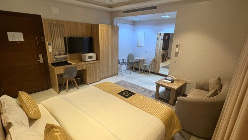 One-Bedroom Suite